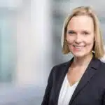 Jennifer Ivonne Jacoby, DekaBank